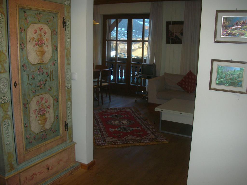Appartement Colussi บาด ไคลน์เคิร์ชไฮม์ ภายนอก รูปภาพ