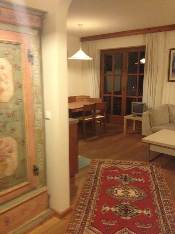 Appartement Colussi บาด ไคลน์เคิร์ชไฮม์ ภายนอก รูปภาพ